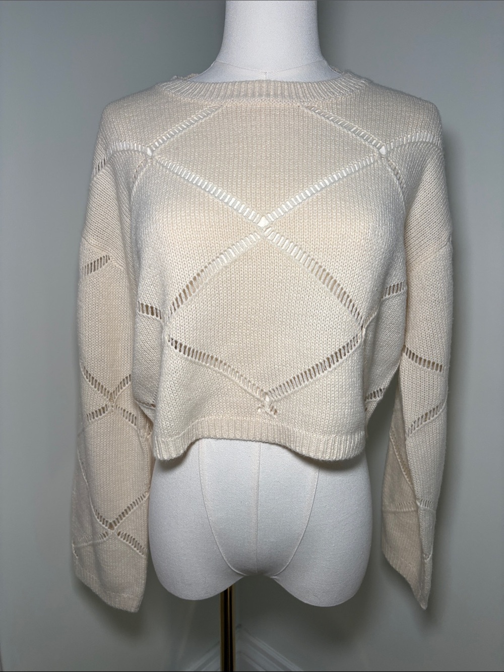 Noisy May Cream Openwork Diamond Crewneck Sweater